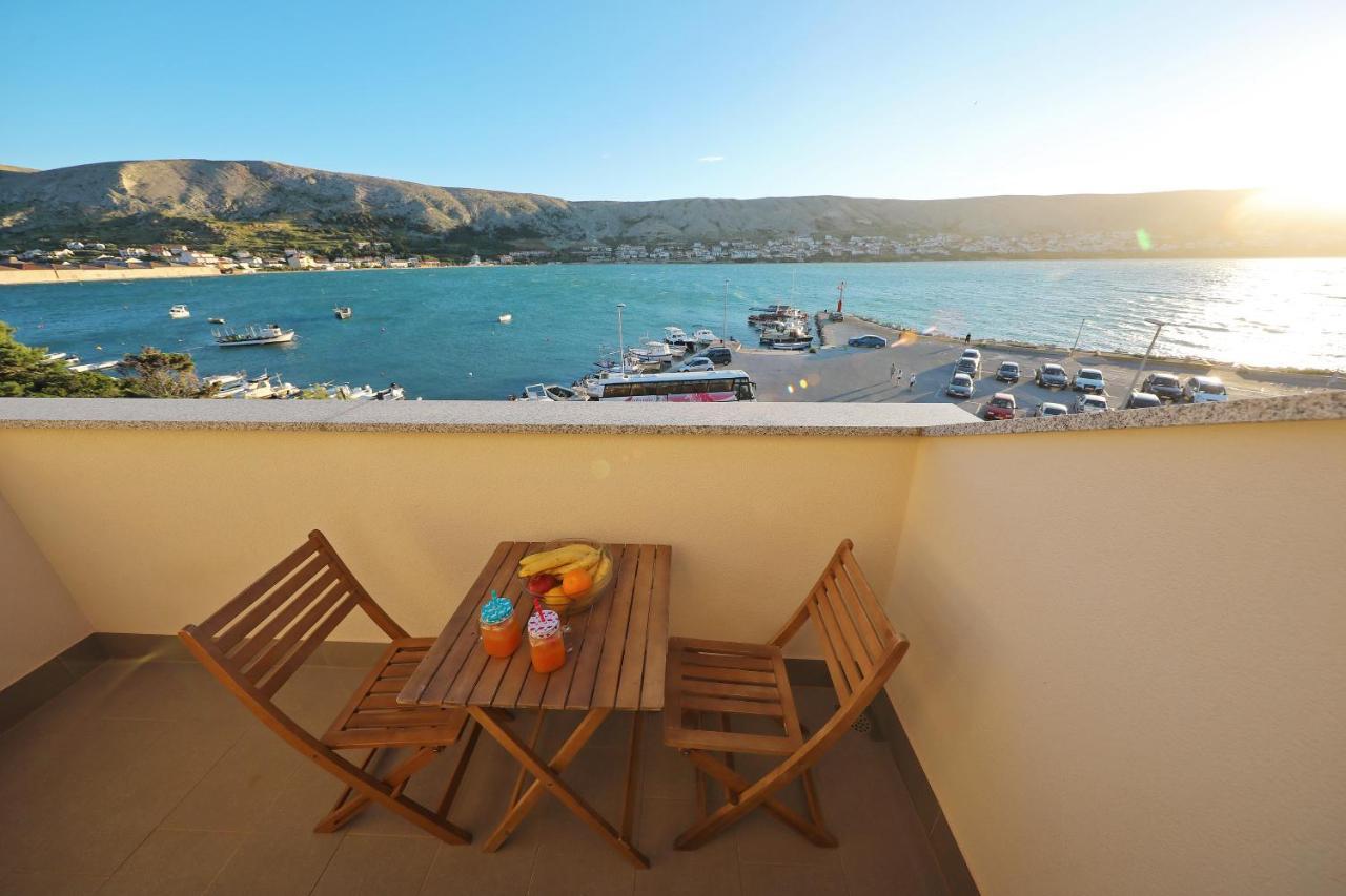 Apartmani "Jadran" Pag Town Exteriör bild