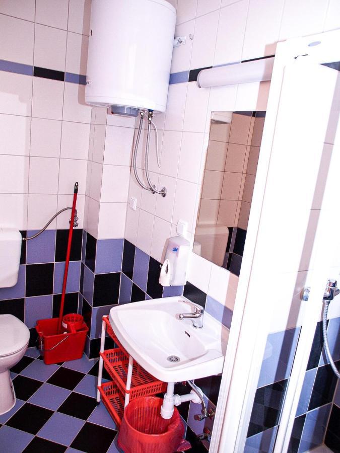 Apartmani "Jadran" Pag Town Exteriör bild