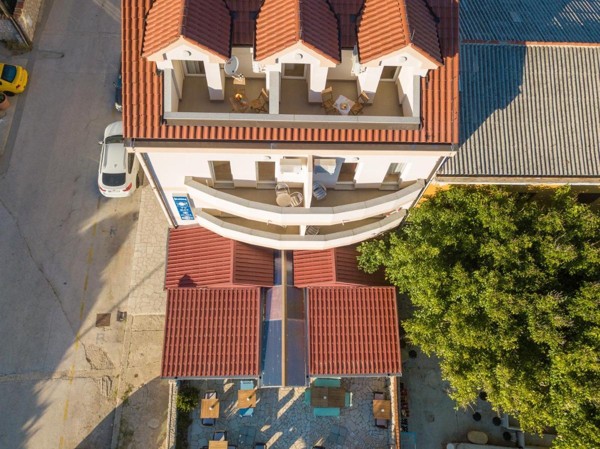 Apartmani "Jadran" Pag Town Exteriör bild