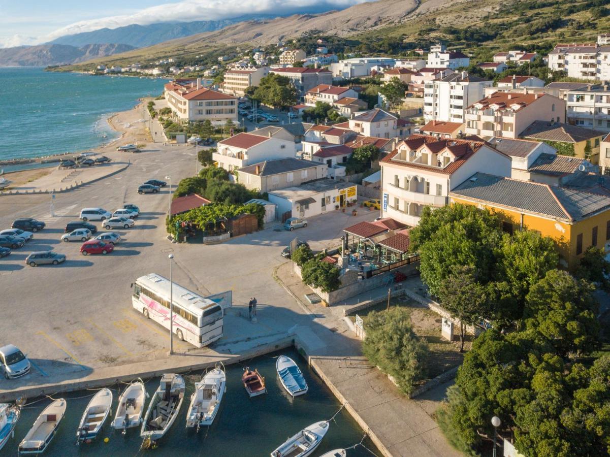 Apartmani "Jadran" Pag Town Exteriör bild